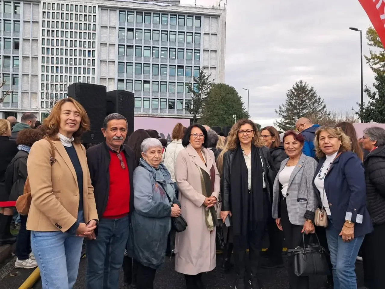 Adalar CHP'liler, Saraçhane'de Adalet ve Özgürlük için Buluştu Adalar CHP'liler, Saraçhane'de Adalet ve Özgürlük için Buluştu