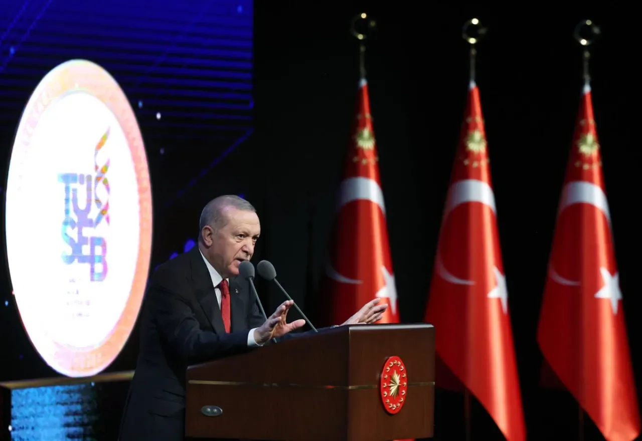 11. Türk Tıp Dünyası Kurultayı'nda Ödüller Sahiplerini Buldu 11. Türk Tıp Dünyası Kurultayı'nda Ödüller Sahiplerini Buldu