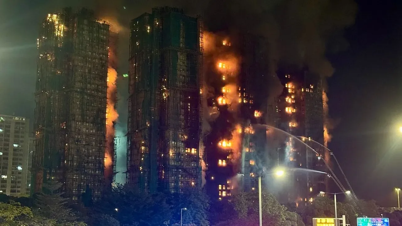 Çin Lideri Şi Cinping, Hong Kong'taki Yangın Felaketinde Taziyelerini İletti Çin Lideri Şi Cinping, Hong Kong'taki Yangın Felaketinde Taziyelerini İletti