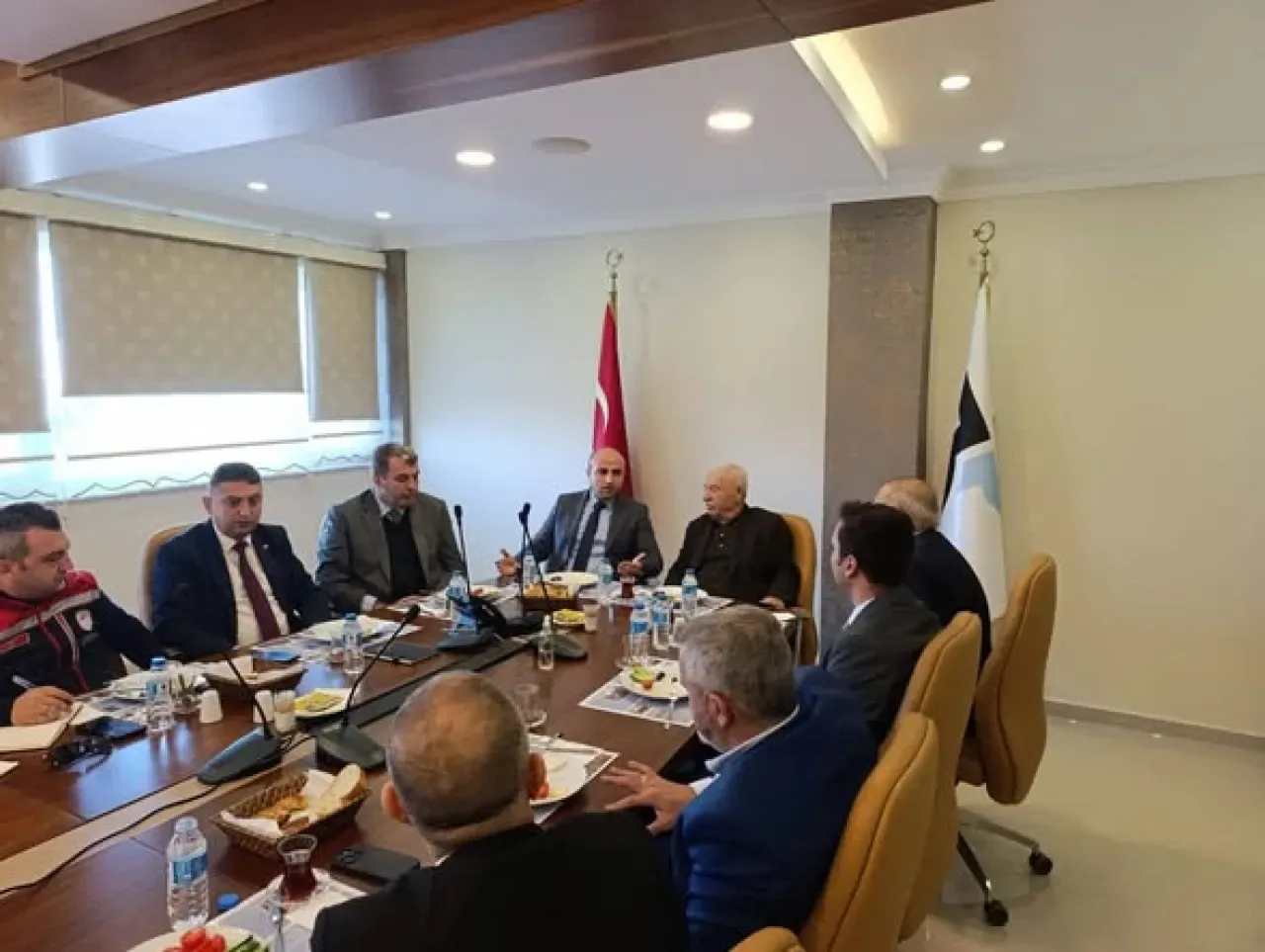 İstanbul'da Canlı Hayvan Ticareti ve Sektörün Güncel Durumu Masaya Yatırıldı İstanbul'da Canlı Hayvan Ticareti ve Sektörün Güncel Durumu Masaya Yatırıldı