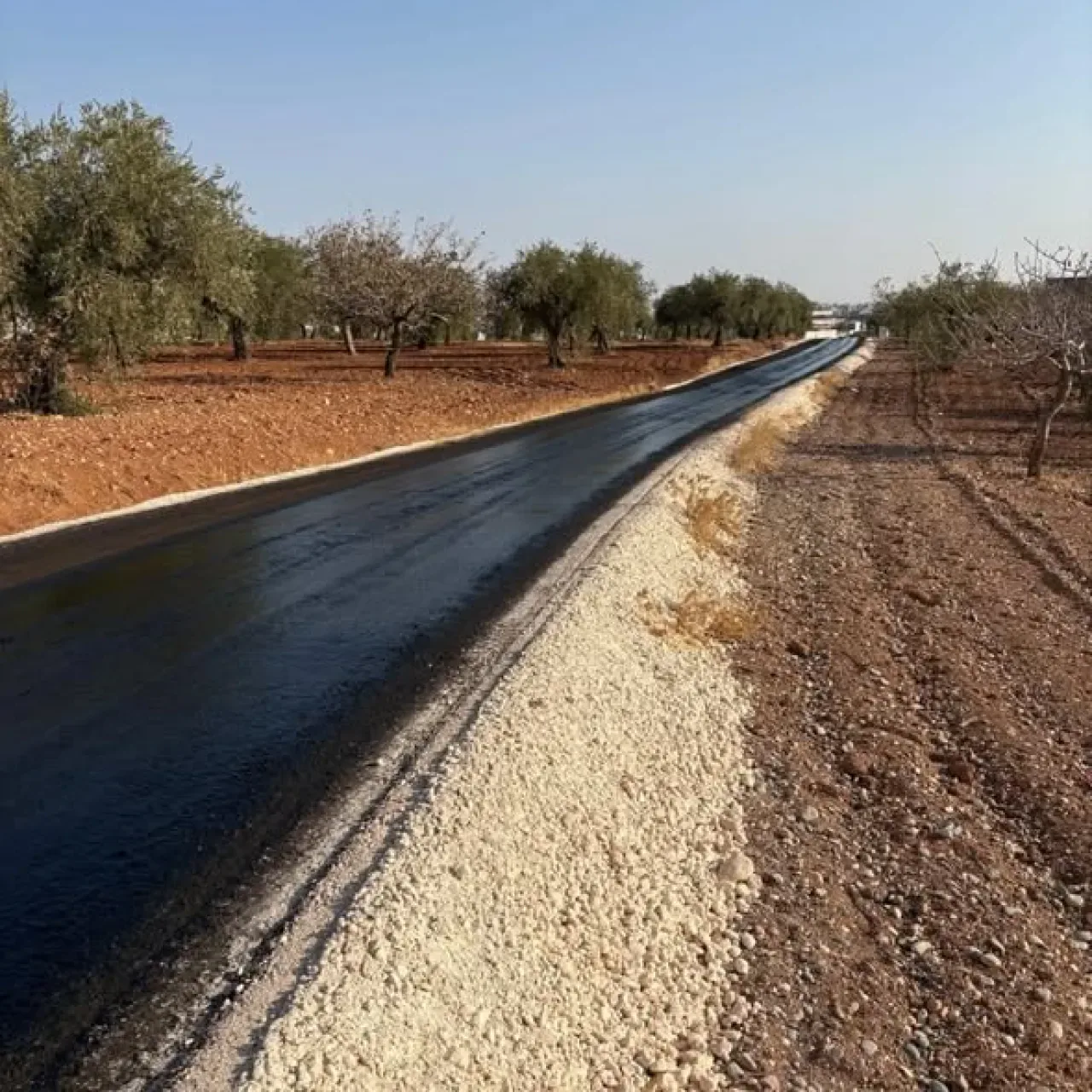 Nizip Belediyesi Kış Hazırlıklarını Tamamladı: Yollar Yenilendi Nizip Belediyesi Kış Hazırlıklarını Tamamladı: Yollar Yenilendi