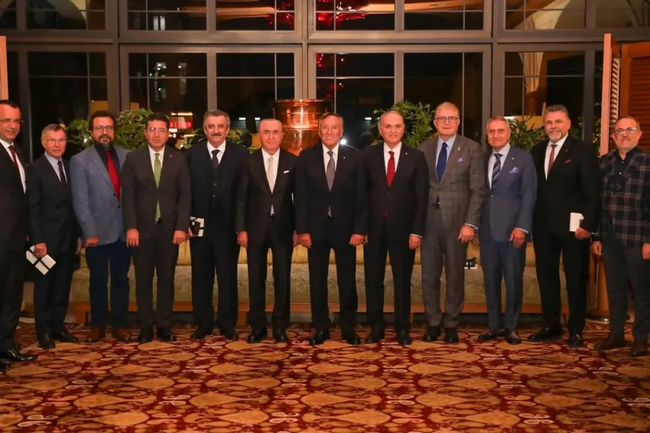 İş Dünyasının Tecrübesi Düzce'deki İstişare Toplantısında Paylaşıldı İş Dünyasının Tecrübesi Düzce'deki İstişare Toplantısında Paylaşıldı