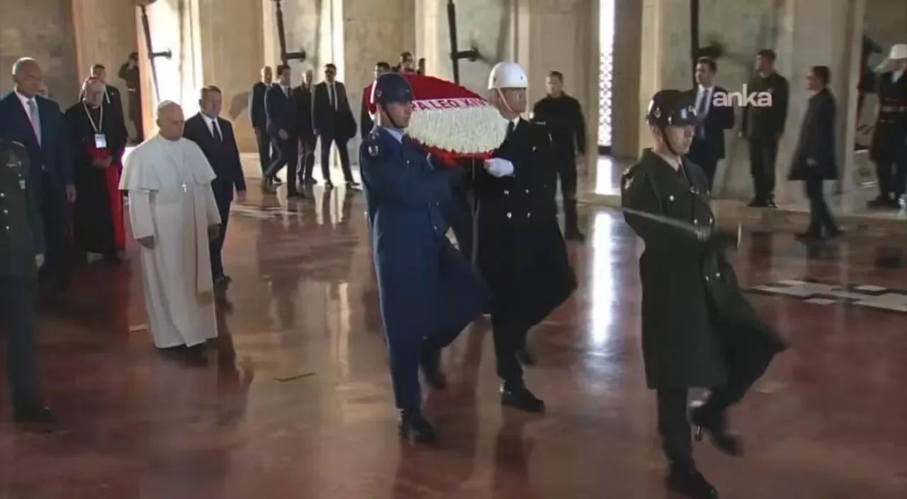 Papa 14. Leo'nun Tarihi Anıtkabir Ziyareti Papa 14. Leo'nun Tarihi Anıtkabir Ziyareti