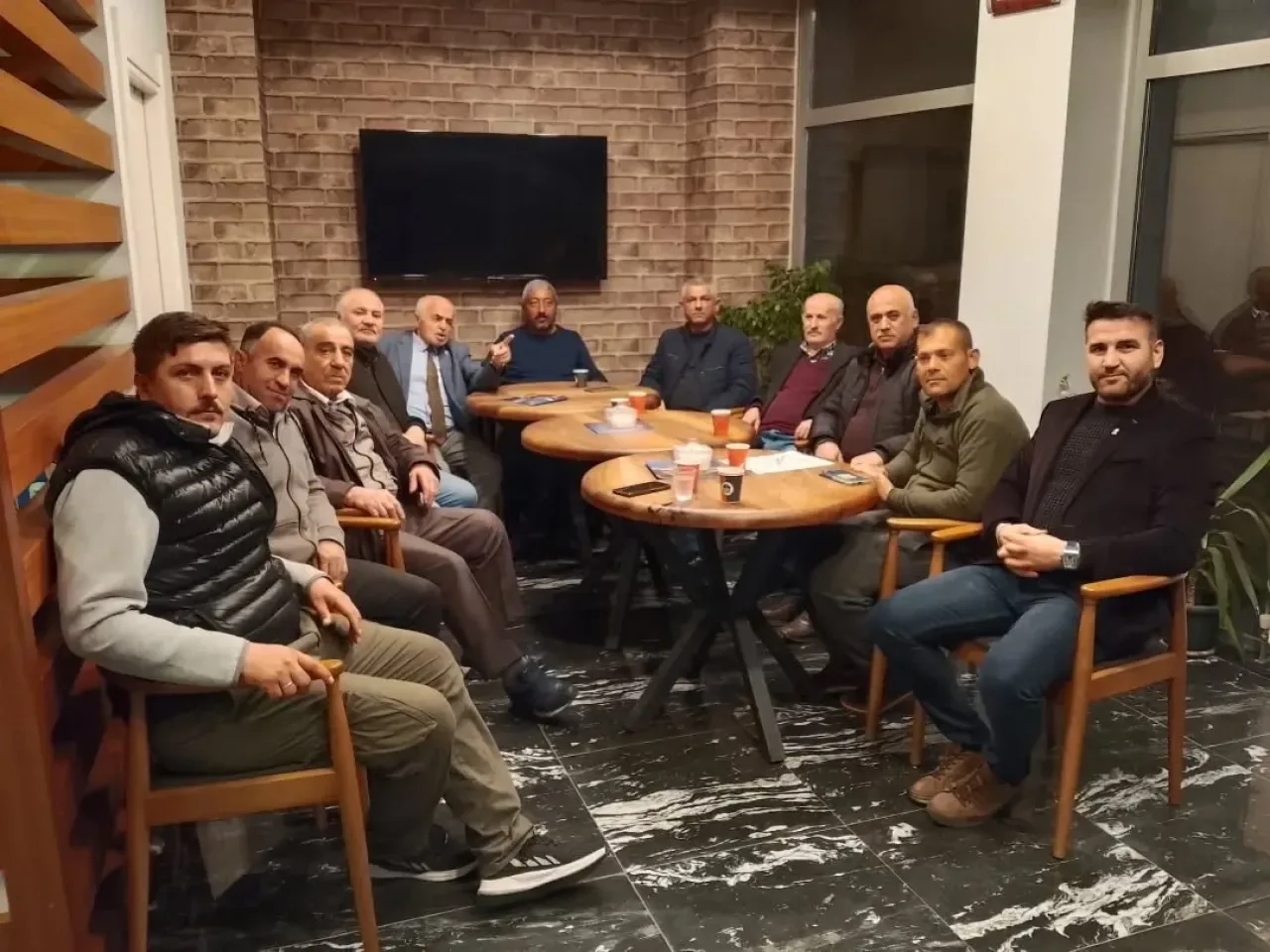 AK Parti Sincan İlçe Teşkilatı Mahalle Toplantılarıyla Vatandaşla Buluştu AK Parti Sincan İlçe Teşkilatı Mahalle Toplantılarıyla Vatandaşla Buluştu