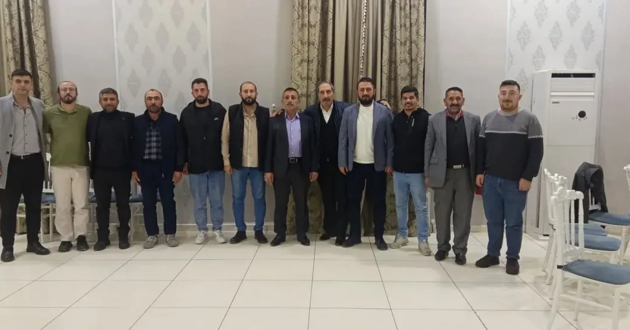 AK Parti Sincan'da Mahalle Komisyonları Haftalık Toplantılarını Gerçekleştirdi AK Parti Sincan'da Mahalle Komisyonları Haftalık Toplantılarını Gerçekleştirdi