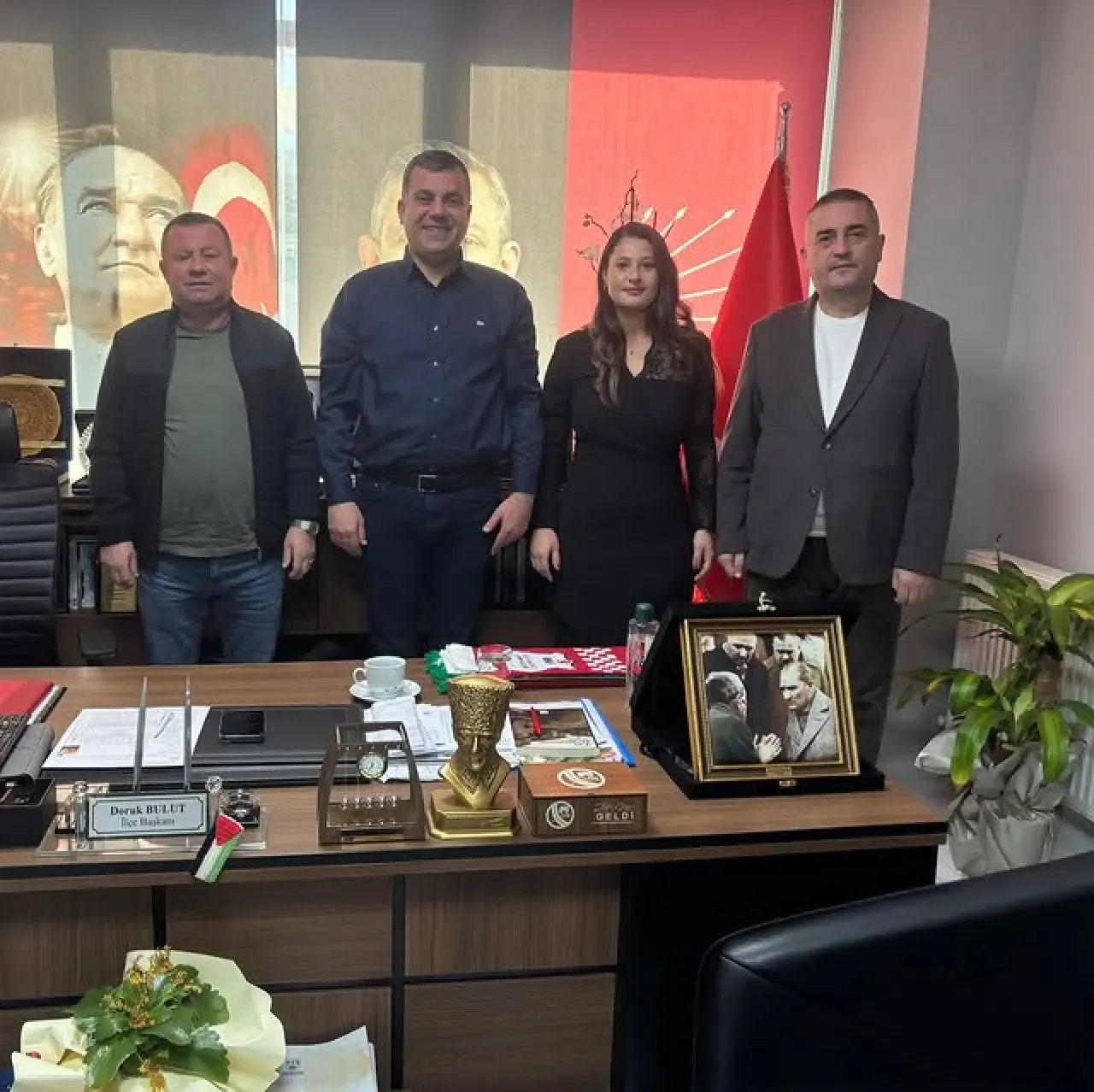 Gamze Fazlıoğlu, CHP Silivri İlçe Teşkilatını Ziyaret Etti Gamze Fazlıoğlu, CHP Silivri İlçe Teşkilatını Ziyaret Etti