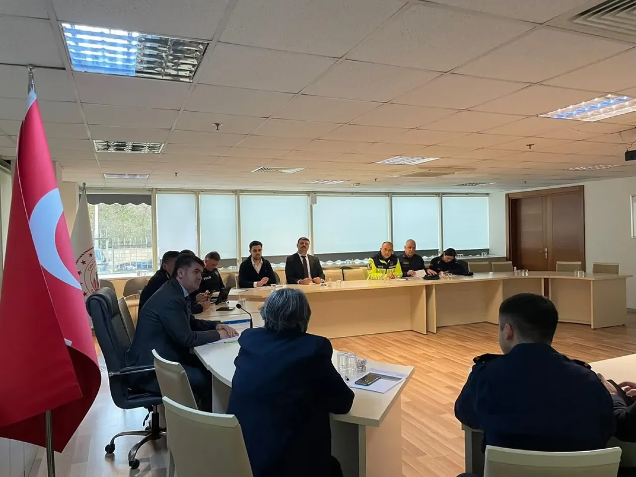 Sarıyer'de Kamu Düzeni ve Denetim Çalışmaları Değerlendirildi Sarıyer'de Kamu Düzeni ve Denetim Çalışmaları Değerlendirildi