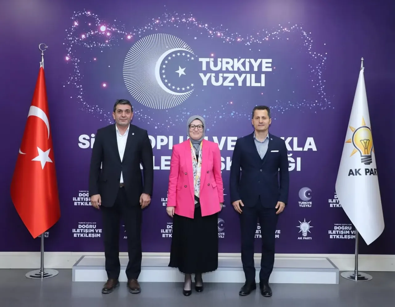 AK Parti Balıkesir Milletvekili Belgin Uygur, Ulaştırma Memur SEN Yöneticilerini Ağırladı AK Parti Balıkesir Milletvekili Belgin Uygur, Ulaştırma Memur SEN Yöneticilerini Ağırladı