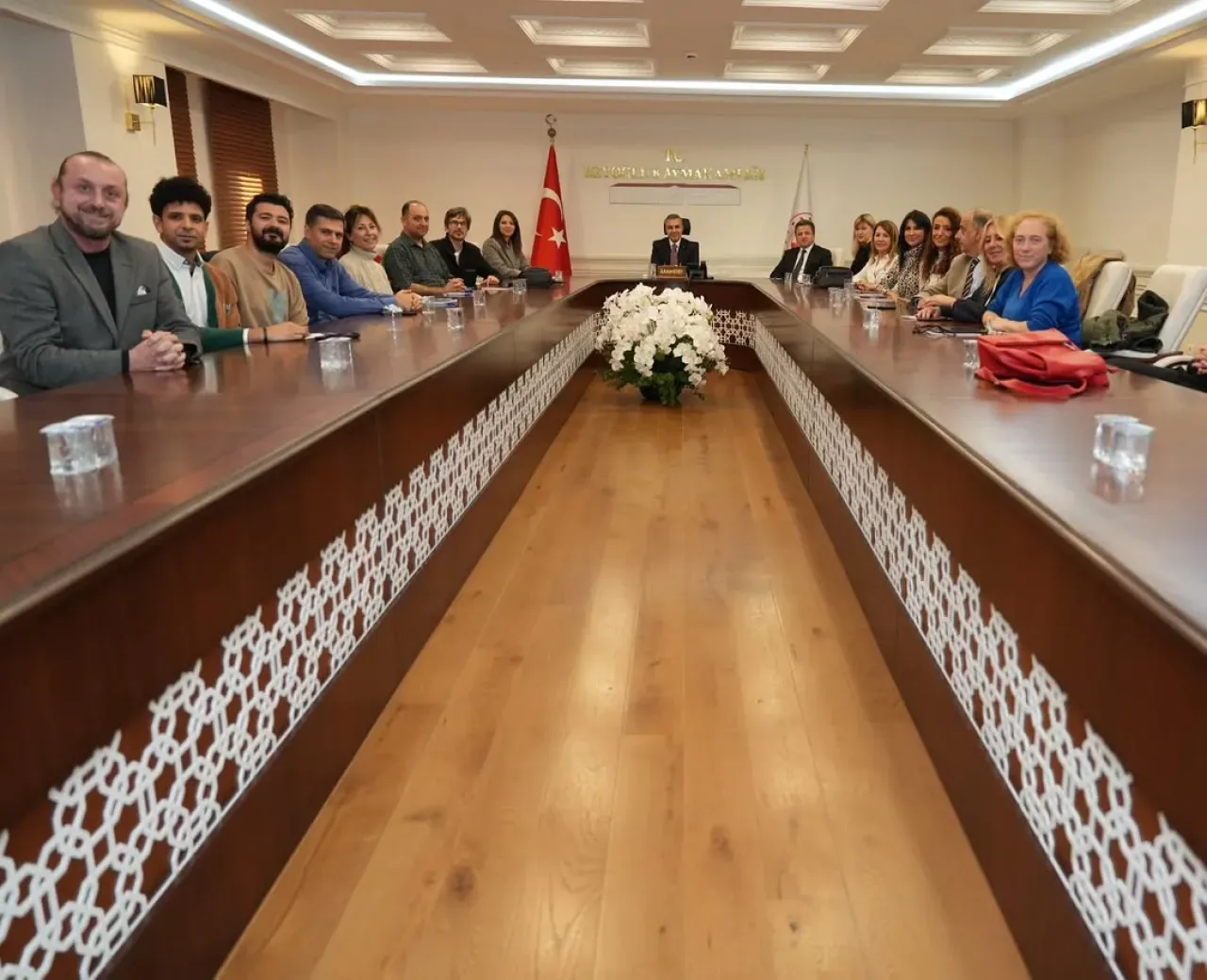 Beyoğlu'nda "Kardeş Sesler" Projesi Öğretmenleriyle Buluşma Beyoğlu'nda "Kardeş Sesler" Projesi Öğretmenleriyle Buluşma