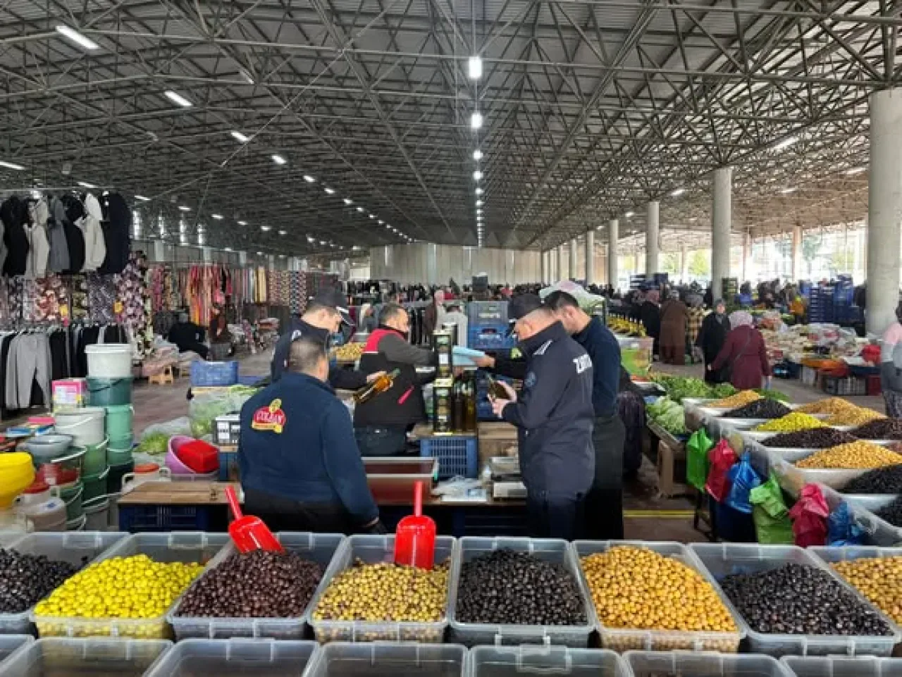 Kepsut Belediyesi'nden Mahalle Mahalle Yoğun Hizmet Seferberliği Kepsut Belediyesi'nden Mahalle Mahalle Yoğun Hizmet Seferberliği