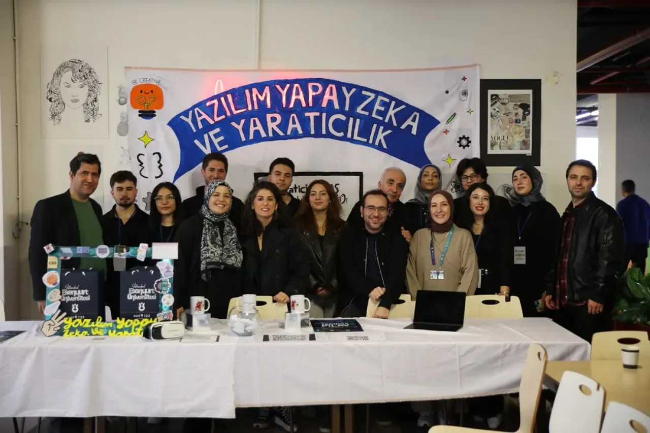 Yazılım ve Mutfak Kulüpleri, Lezzetli Bir Tanışma Etkinliğinde Buluştu Yazılım ve Mutfak Kulüpleri, Lezzetli Bir Tanışma Etkinliğinde Buluştu