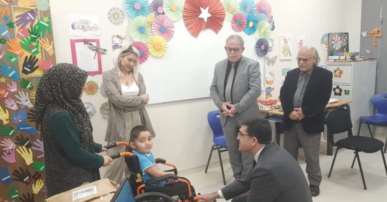 Yenimahalle'de Öğrenciler Hastanede Eğitimle Buluşuyor Yenimahalle'de Öğrenciler Hastanede Eğitimle Buluşuyor
