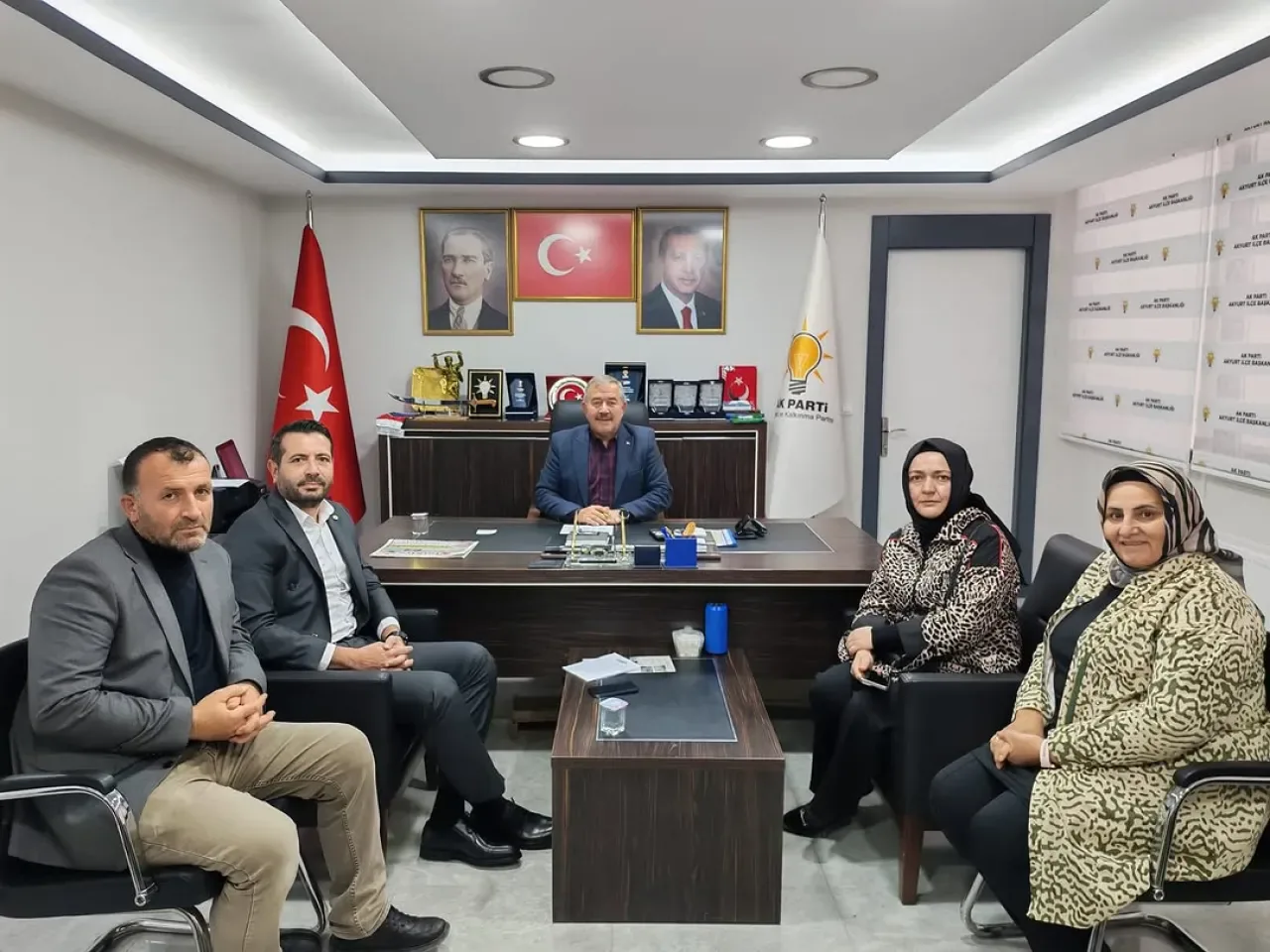 Akyurt AK Parti İlçe Başkanlığı Haftalık Değerlendirme Toplantısını Gerçekleştirdi Akyurt AK Parti İlçe Başkanlığı Haftalık Değerlendirme Toplantısını Gerçekleştirdi