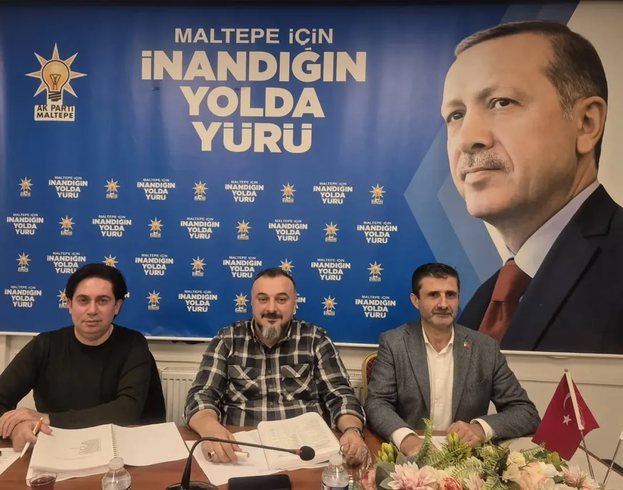 AK Parti Maltepe İlçe Başkanlığı, Belediye Meclis Üyeleri ile Olağan Toplantısını Gerçekleştirdi AK Parti Maltepe İlçe Başkanlığı, Belediye Meclis Üyeleri ile Olağan Toplantısını Gerçekleştirdi