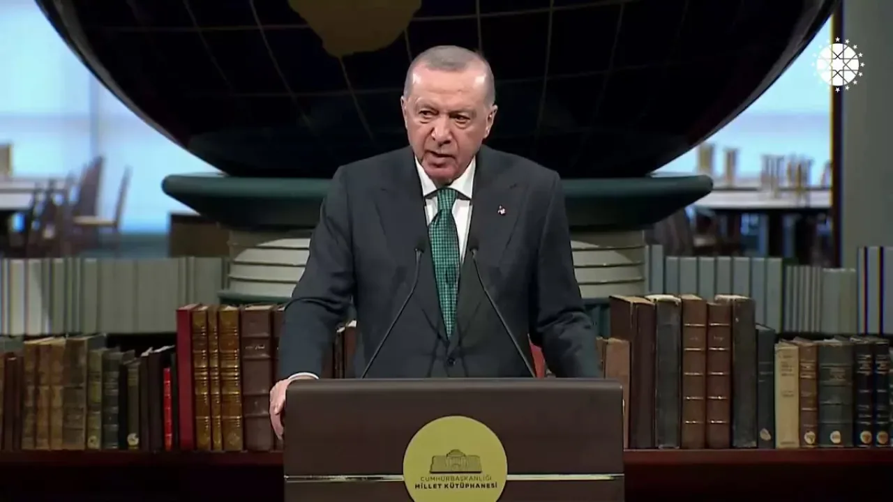 Türkiye, Rusya-Ukrayna Savaşı'nın Sonlandırılması için Barış Çabalarına Destek Veriyor Türkiye, Rusya-Ukrayna Savaşı'nın Sonlandırılması için Barış Çabalarına Destek Veriyor