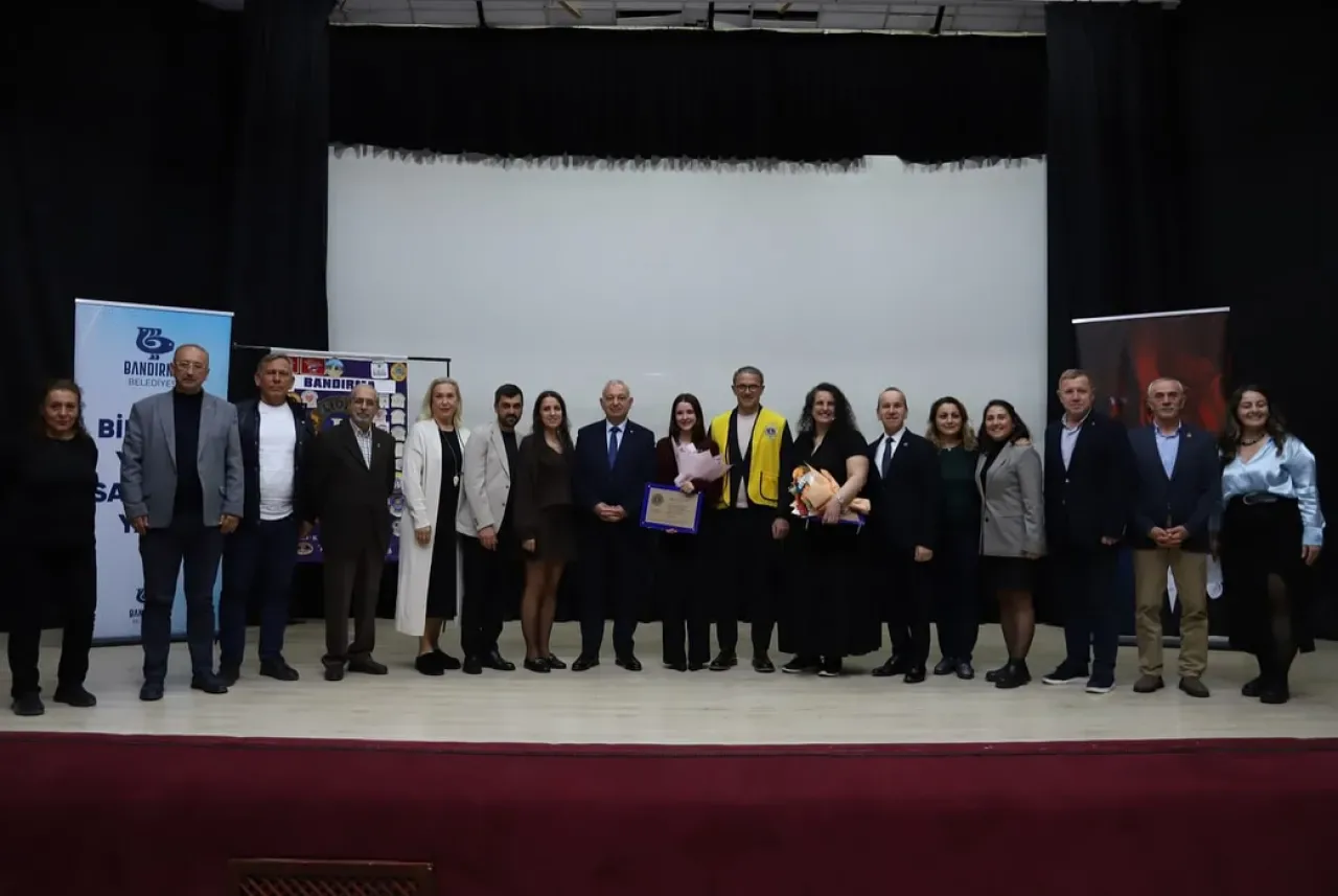 Bandırma'da Diyabet Semineri Düzenlendi: Vatandaşlara Ücretsiz Sağlık Taraması Hediye Edildi Bandırma'da Diyabet Semineri Düzenlendi: Vatandaşlara Ücretsiz Sağlık Taraması Hediye Edildi