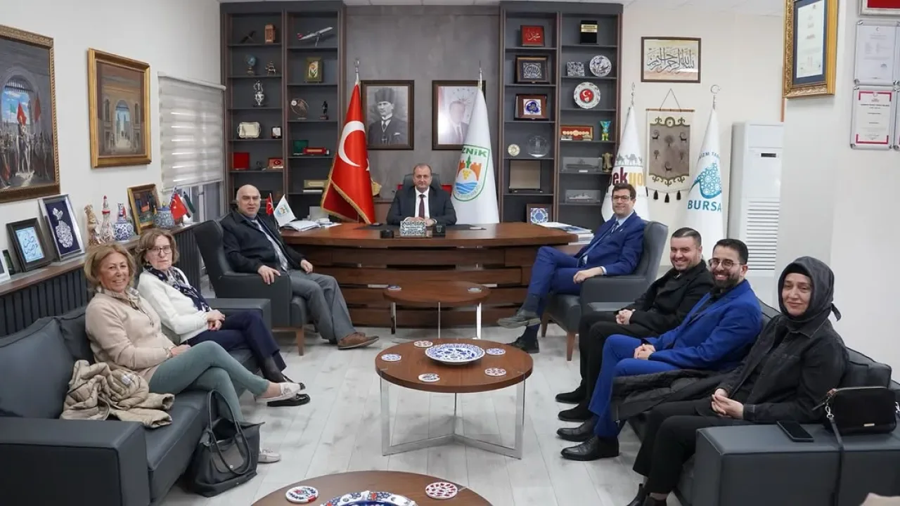 İznik, Fransa'dan Kardeş Şehir Ziyareti ile Kucaklaştı İznik, Fransa'dan Kardeş Şehir Ziyareti ile Kucaklaştı