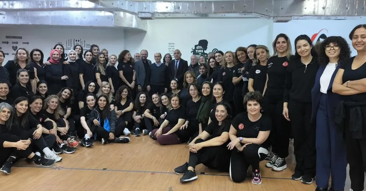Yenimahalle'de Halk Dansları Topluluğu Protokol Ziyaretiyle Gururlandı Yenimahalle'de Halk Dansları Topluluğu Protokol Ziyaretiyle Gururlandı