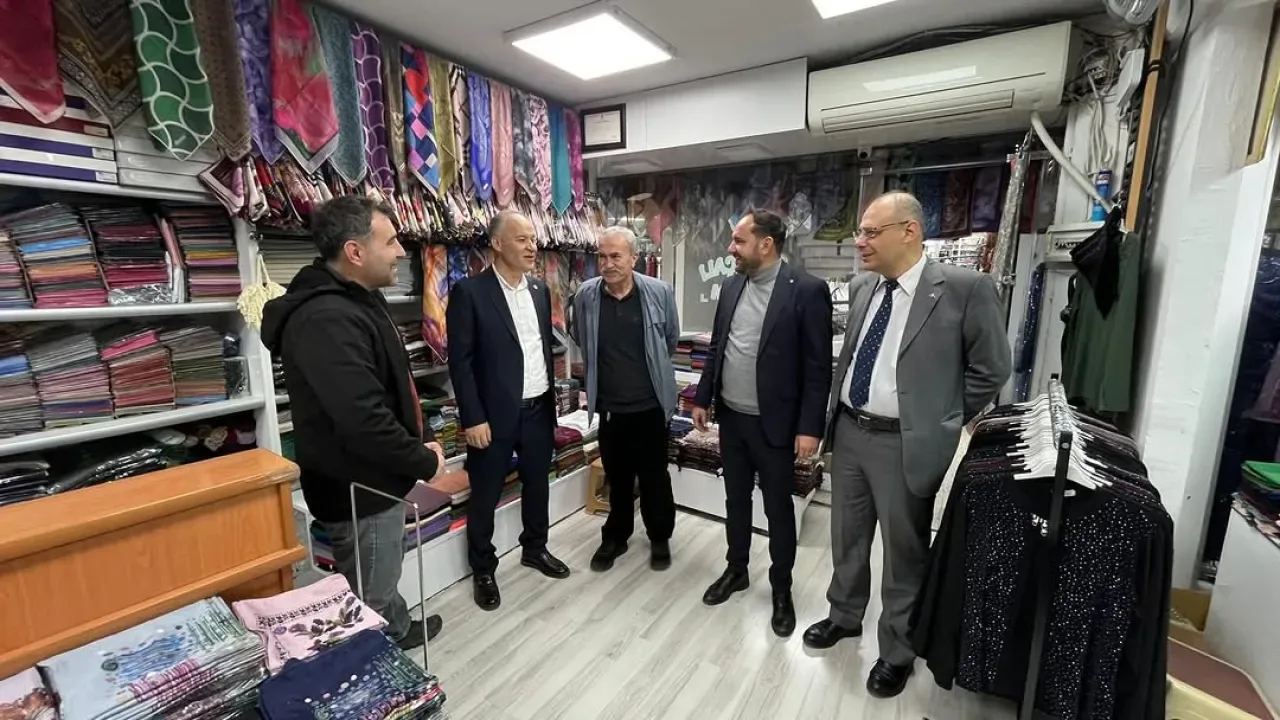 MHP Balıkesir'de Esnaf Ziyareti Gerçekleştirdi MHP Balıkesir'de Esnaf Ziyareti Gerçekleştirdi