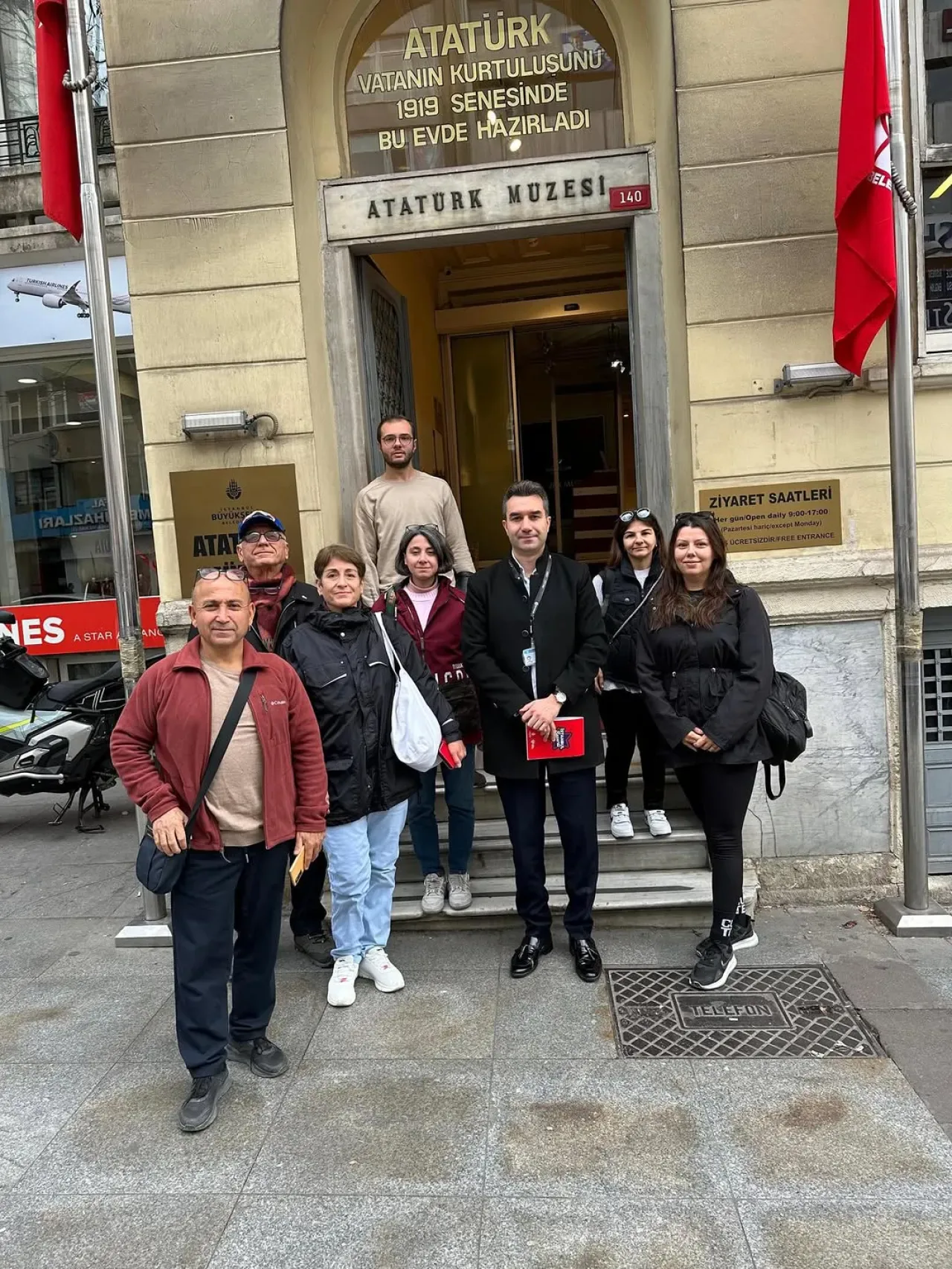 Bakırköy'de Kültür Gezileri Başladı: Atatürk Müzesi ve Kariye Müzesi Ziyaret Edildi Bakırköy'de Kültür Gezileri Başladı: Atatürk Müzesi ve Kariye Müzesi Ziyaret Edildi