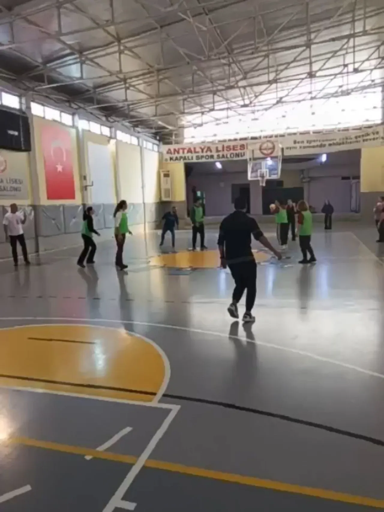 Muratpaşa'da Geleneksel Çocuk Oyunları Şenliği Başlıyor Muratpaşa'da Geleneksel Çocuk Oyunları Şenliği Başlıyor
