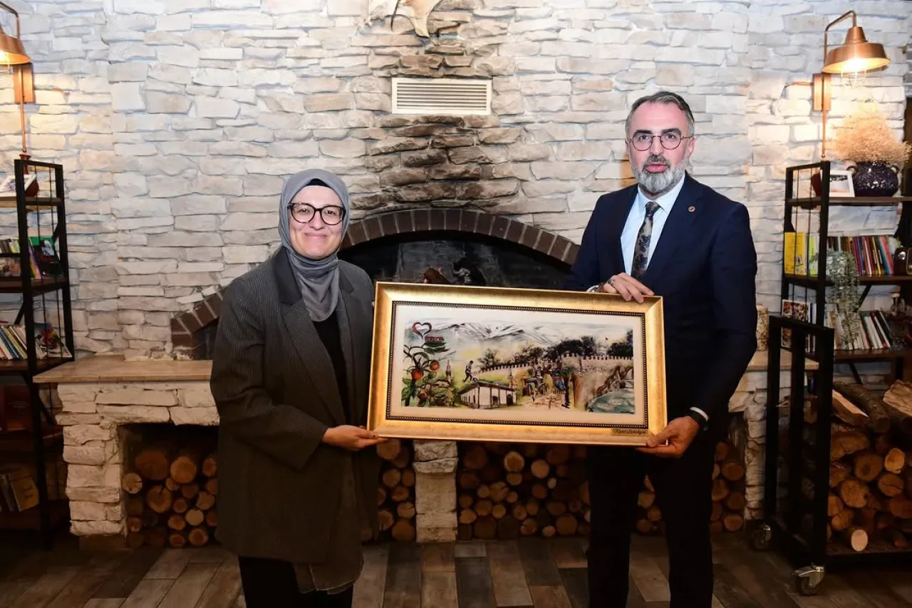 Kestel'de Üreten ve Büyüten İnsanlarla Buluşma Kestel'de Üreten ve Büyüten İnsanlarla Buluşma