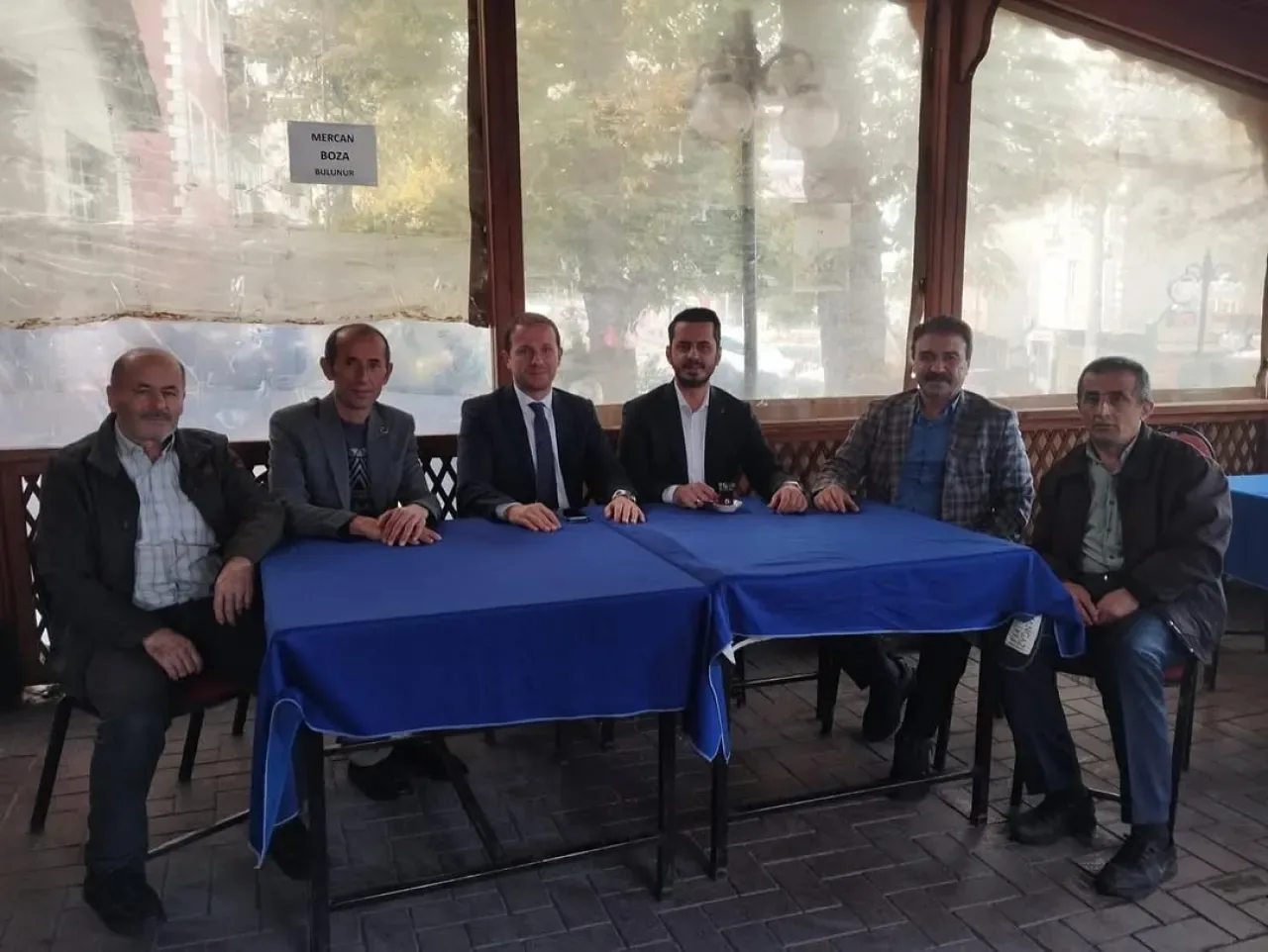 AK Parti Bursa Milletvekili Ahmet Kılıç, Mollafenari Mahallesi'ni Ziyaret Etti AK Parti Bursa Milletvekili Ahmet Kılıç, Mollafenari Mahallesi'ni Ziyaret Etti