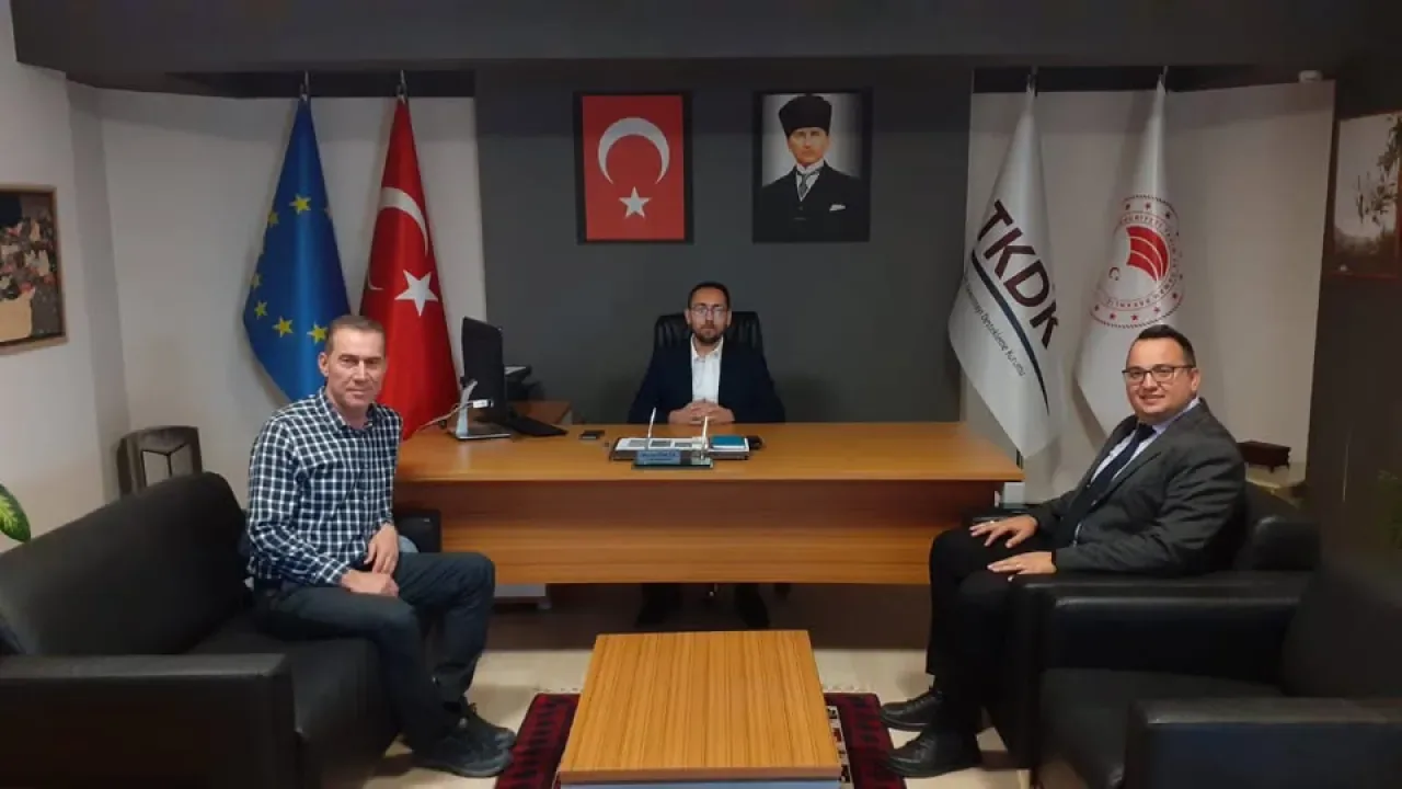Balıkesir'de Tarım Müdürleri TKDK İl Koordinatörlüğü'nü Ziyaret Etti Balıkesir'de Tarım Müdürleri TKDK İl Koordinatörlüğü'nü Ziyaret Etti