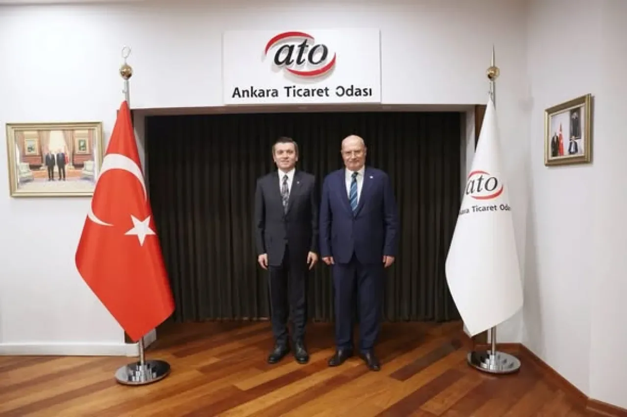 Ankara Ticaret Odası Başkanı Gürsel Baran, Büyükelçi Yavuz Selim Kıran'ı Ağırladı Ankara Ticaret Odası Başkanı Gürsel Baran, Büyükelçi Yavuz Selim Kıran'ı Ağırladı
