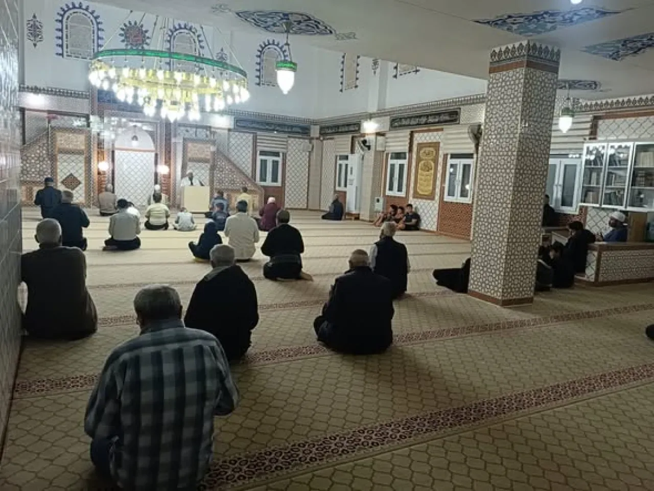 Kozan'da Gençlere Yönelik Maneviyat Dolu Cami Buluşmaları Düzenlendi Kozan'da Gençlere Yönelik Maneviyat Dolu Cami Buluşmaları Düzenlendi