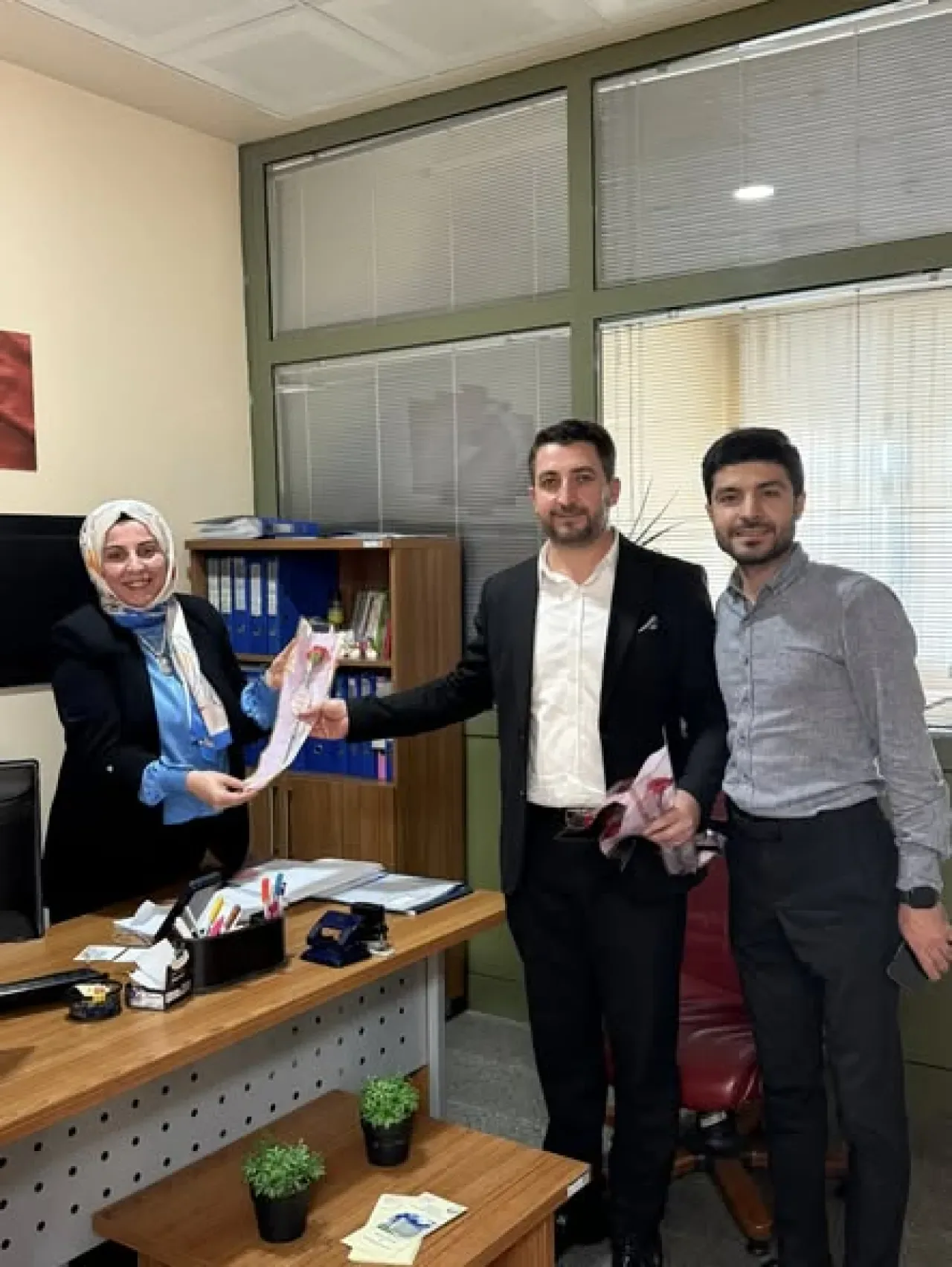 Arnavutköy'de Tıbbi Sekreterler Günü Kutlaması Arnavutköy'de Tıbbi Sekreterler Günü Kutlaması