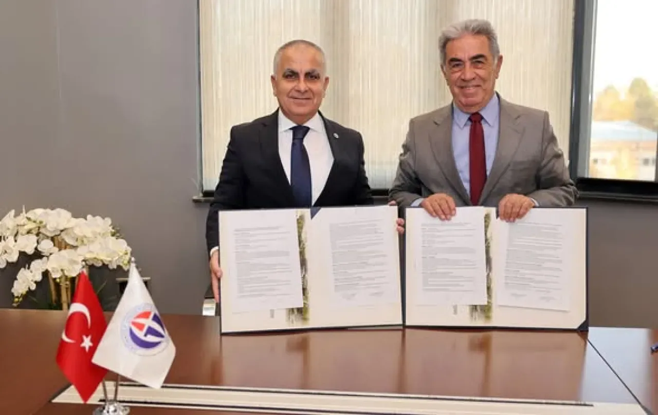 Gaziantep Üniversitesi ile Türkiye Kalkınma Vakfı'ndan FabLab İş Birliği Gaziantep Üniversitesi ile Türkiye Kalkınma Vakfı'ndan FabLab İş Birliği