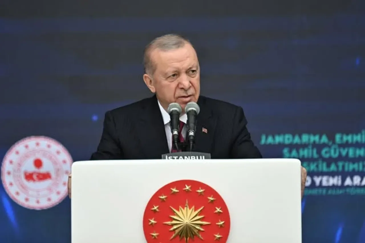 MHP İstanbul Yöneticileri, Güvenlik Teşkilatlarına Araç Teslim Töreninde MHP İstanbul Yöneticileri, Güvenlik Teşkilatlarına Araç Teslim Töreninde