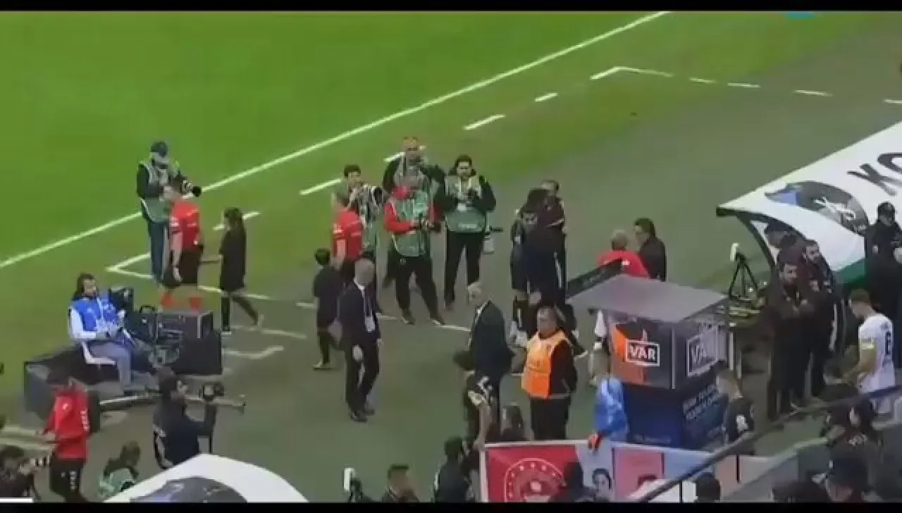 Kocaeli 112 Acil Çağrı Merkezi, Acil Durumlarda Tek Çağrı Numarası Kocaeli 112 Acil Çağrı Merkezi, Acil Durumlarda Tek Çağrı Numarası
