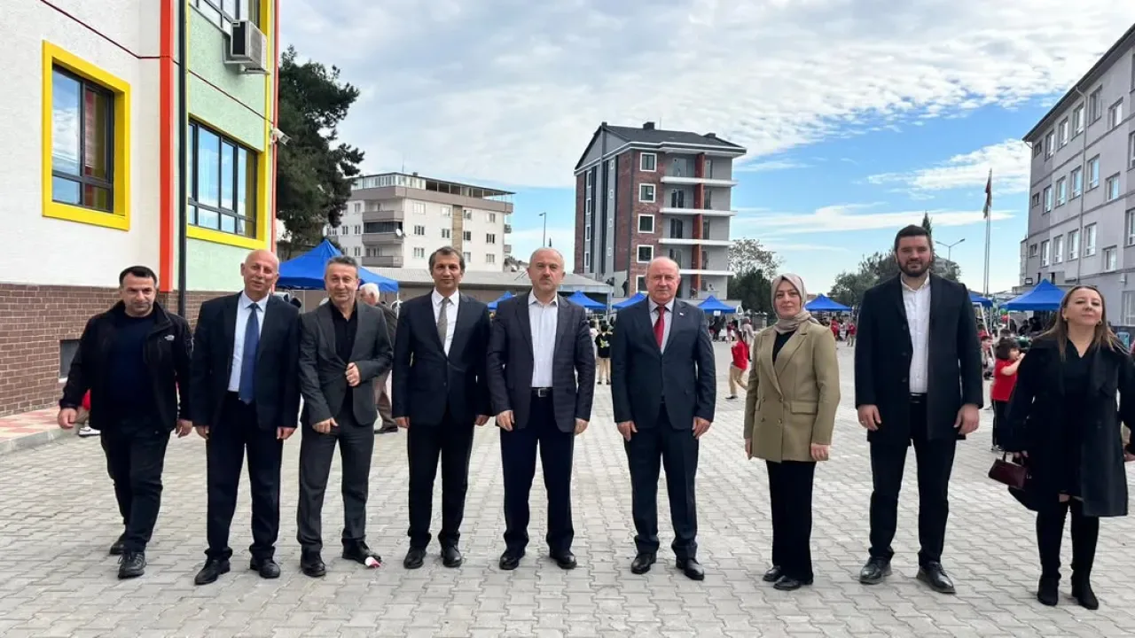 Orhangazi Atatürk İlkokulu'ndan Eğitime Destek için Kermes Orhangazi Atatürk İlkokulu'ndan Eğitime Destek için Kermes