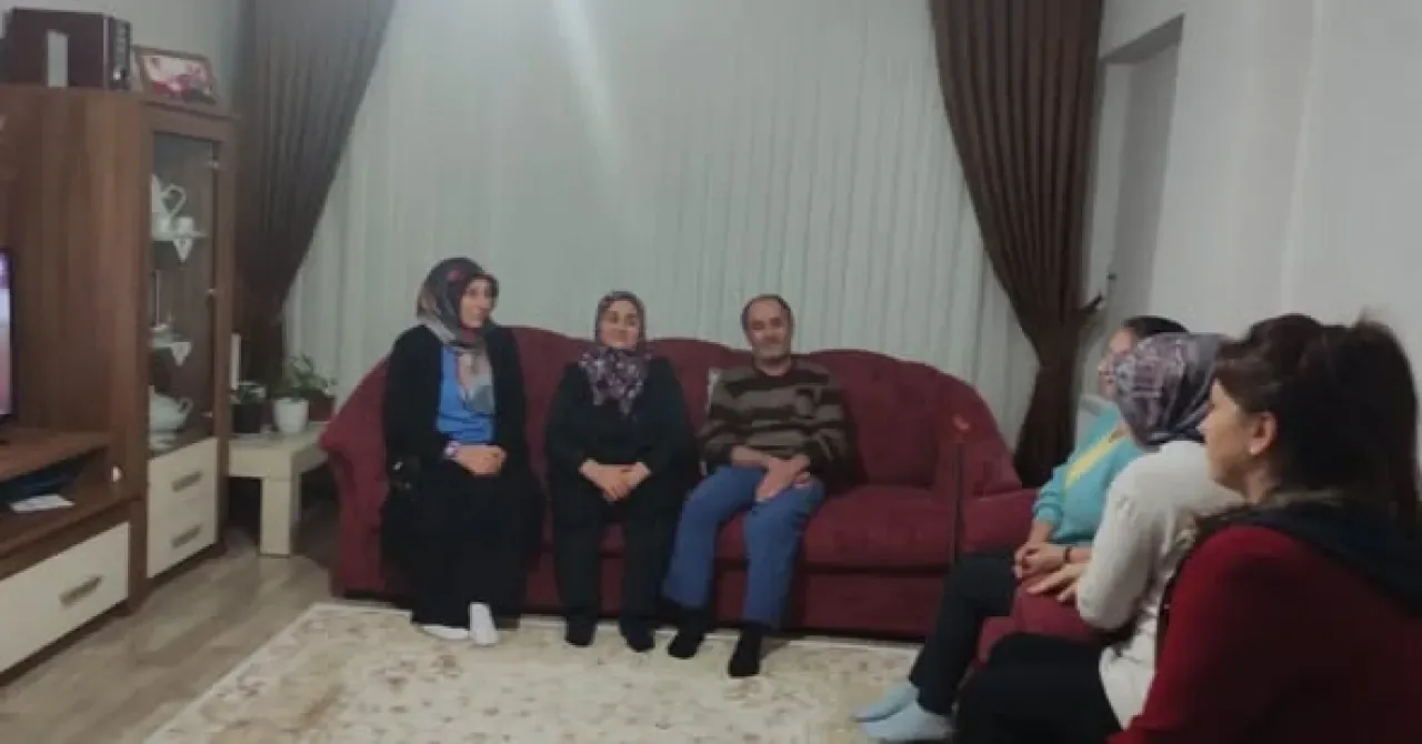MHP Kahramankazan İlçe Başkanlığı, Atatürk Mahallesi'nde Vatandaş Ziyaretleri Gerçekleştirdi MHP Kahramankazan İlçe Başkanlığı, Atatürk Mahallesi'nde Vatandaş Ziyaretleri Gerçekleştirdi