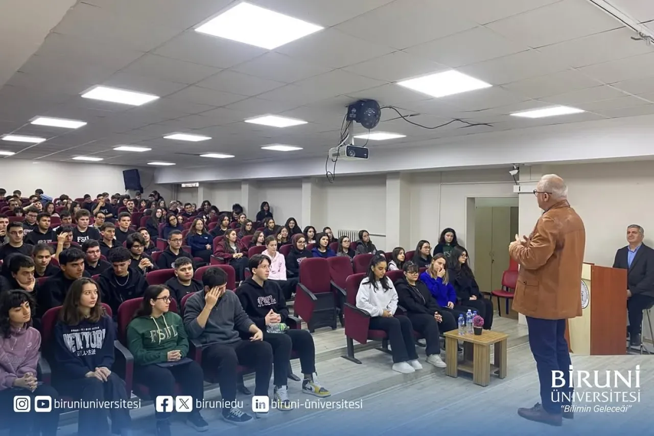 Prof. Dr. Fuat Sezgin Fen Lisesi'nde Öğrencilere Yönelik "Akran Zorbalığı ve Sınav Kaygısı" Semineri Prof. Dr. Fuat Sezgin Fen Lisesi'nde Öğrencilere Yönelik "Akran Zorbalığı ve Sınav Kaygısı" Semineri