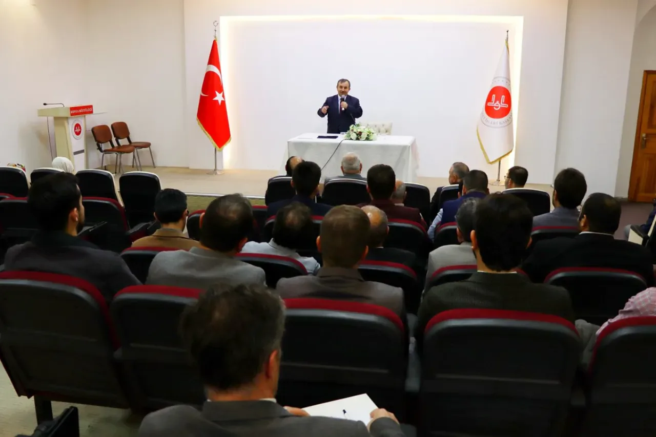 Konya Müftülüğü "Bilgiyle Güçlü Hizmet" Projesi Kapsamında Seminerler Düzenliyor Konya Müftülüğü "Bilgiyle Güçlü Hizmet" Projesi Kapsamında Seminerler Düzenliyor