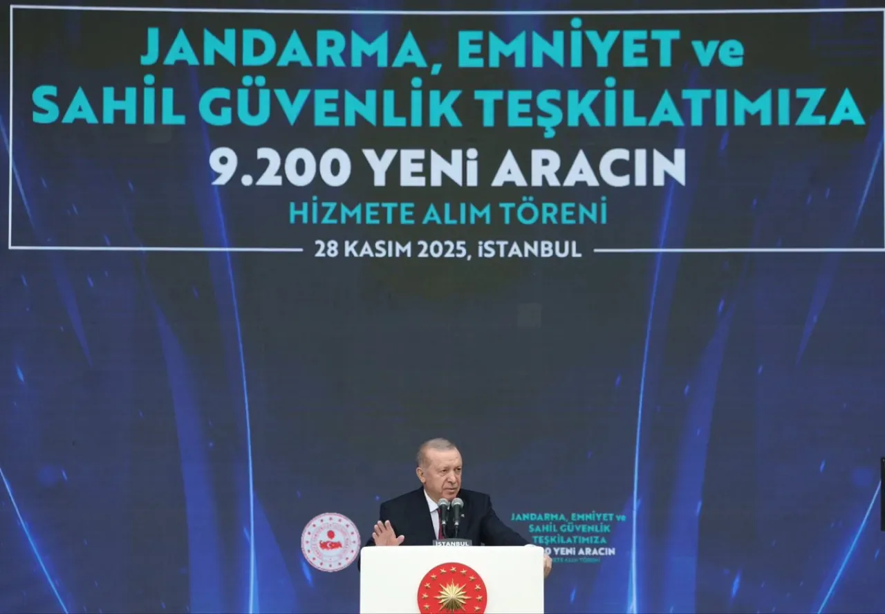 Jandarma, Emniyet ve Sahil Güvenlik'e 9.200 Yeni Araç Teslim Edildi Jandarma, Emniyet ve Sahil Güvenlik'e 9.200 Yeni Araç Teslim Edildi