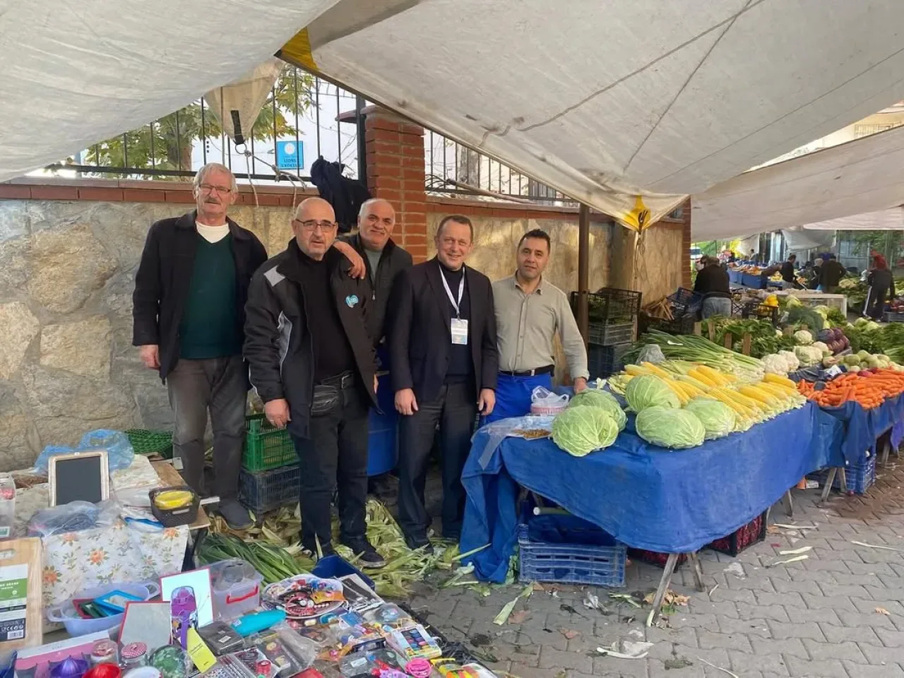 AK Parti Üsküdar Küplüce Mahalle Teşkilatı Esnaf Ziyareti Gerçekleştirdi AK Parti Üsküdar Küplüce Mahalle Teşkilatı Esnaf Ziyareti Gerçekleştirdi