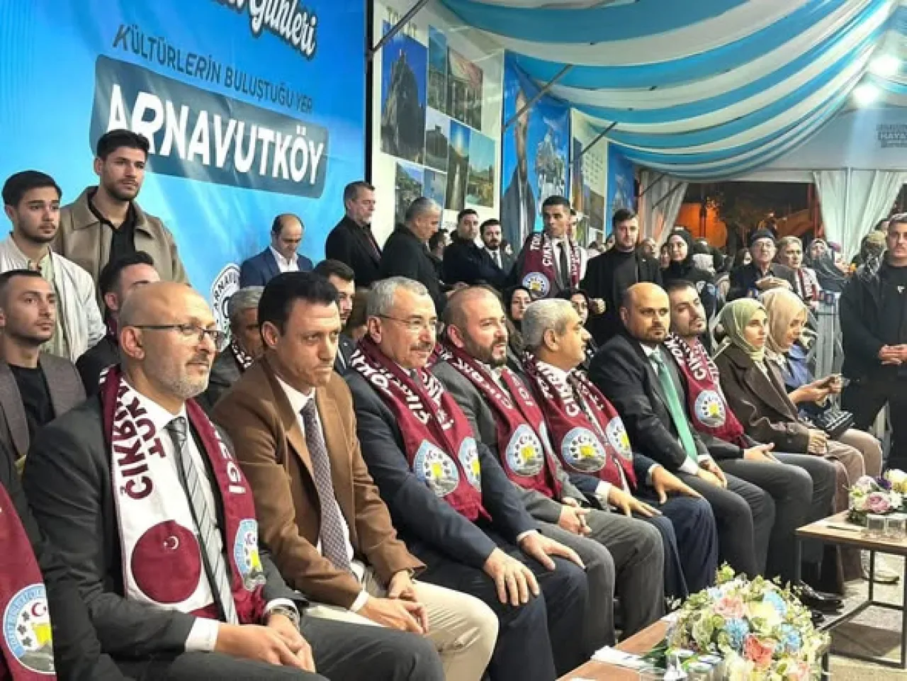 MHP'den Arnavutköy'de Sivas ve Tokat Tanıtım Günlerine Ziyaret MHP'den Arnavutköy'de Sivas ve Tokat Tanıtım Günlerine Ziyaret