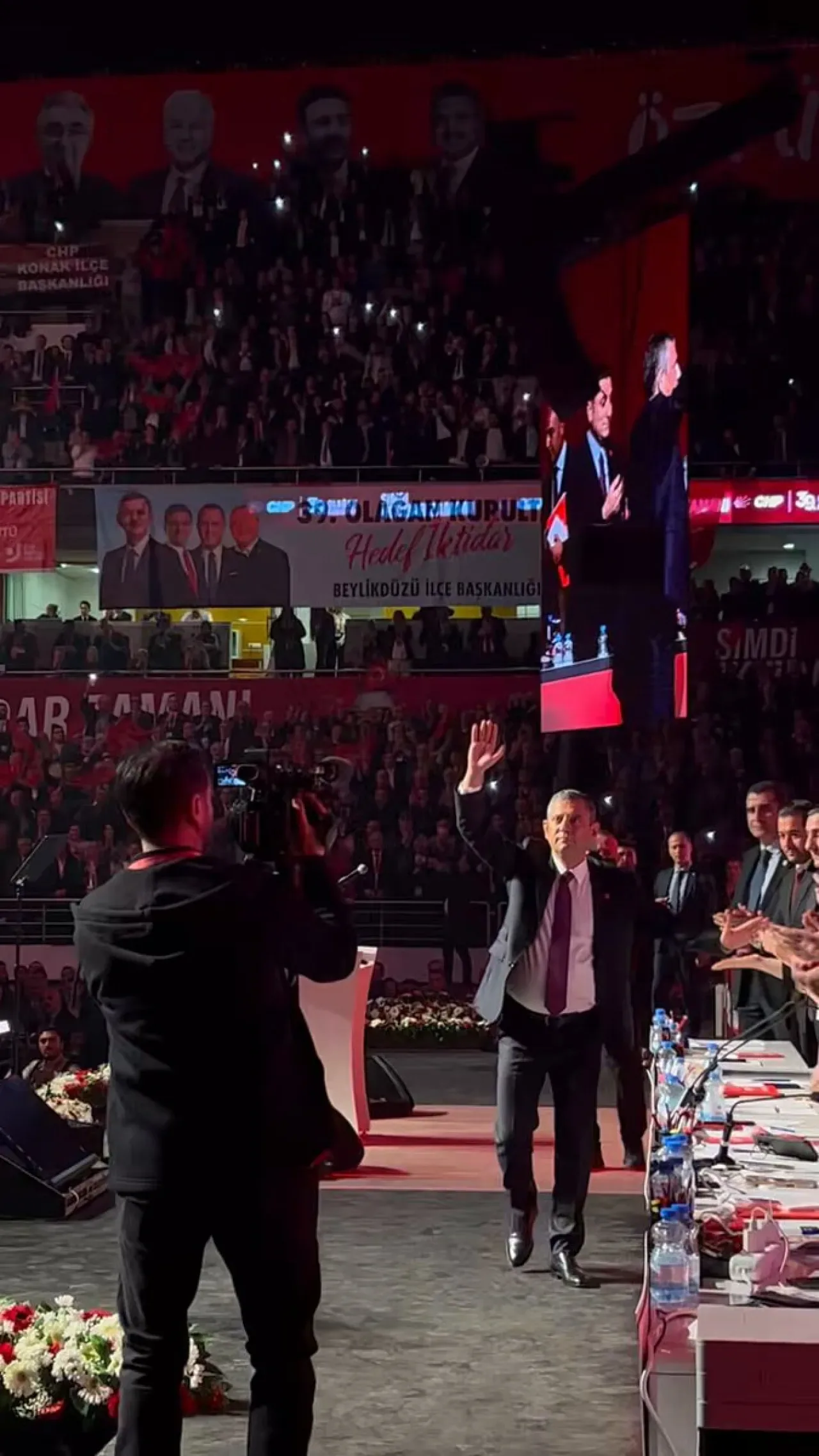 CHP'den "Şimdi İktidar Zamanı" Vurgusu CHP'den "Şimdi İktidar Zamanı" Vurgusu