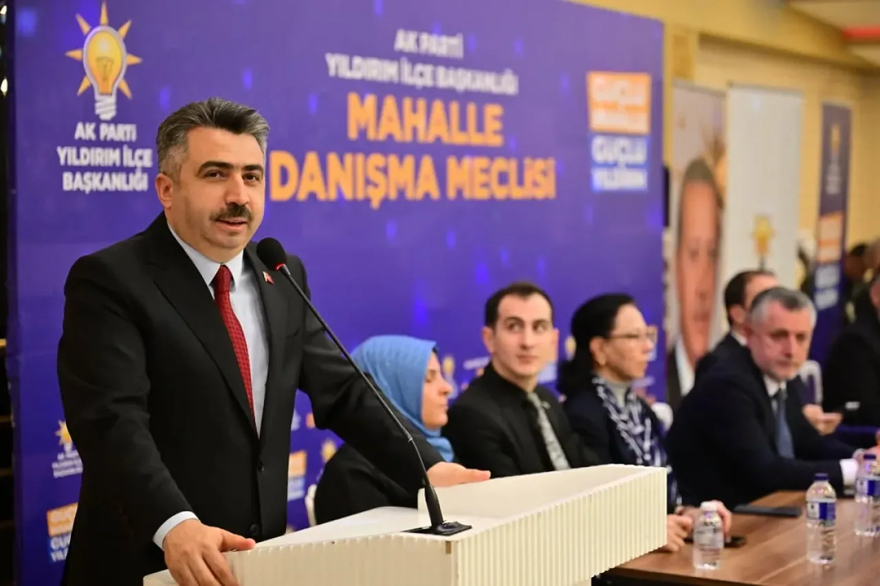 Yıldırım Belediye Başkanı Oktay Yılmaz, Mahalle Başkanlarıyla Hizmet İstişaresinde Buluştu Yıldırım Belediye Başkanı Oktay Yılmaz, Mahalle Başkanlarıyla Hizmet İstişaresinde Buluştu
