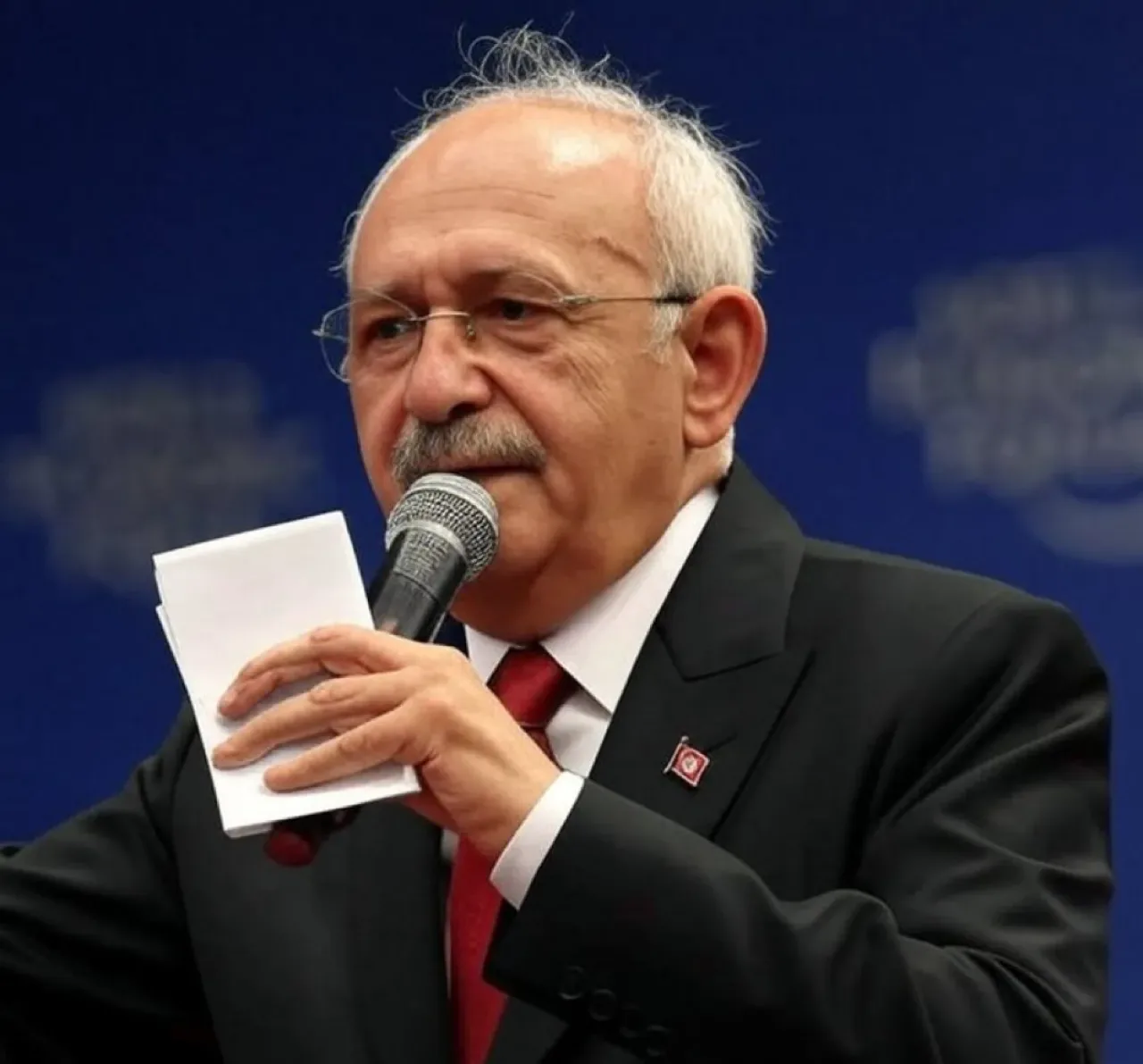Cem Toker'den Muhalefet Liderliğine Sert Eleştiriler Cem Toker'den Muhalefet Liderliğine Sert Eleştiriler