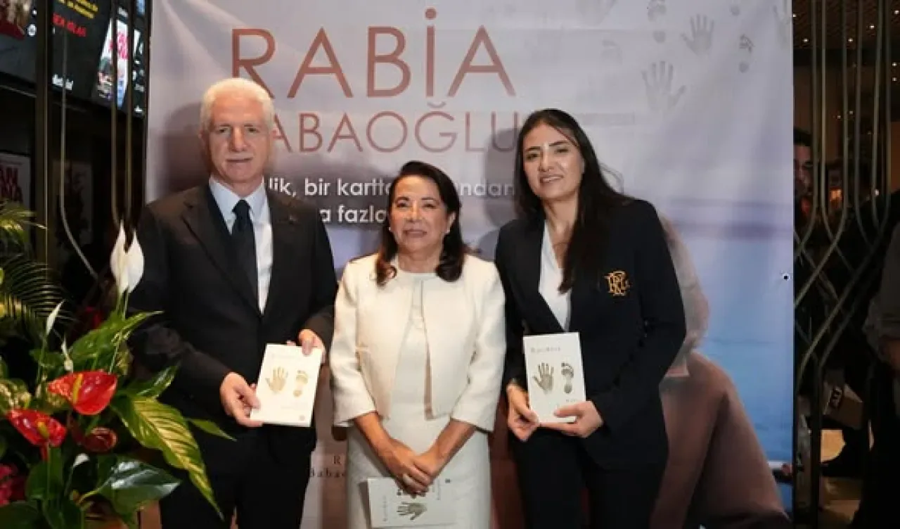 Rabia Babaoğlu'nun "Katıksız" Kitabının Tanıtımı İstanbul Protokolünden Yoğun İlgi Gördü Rabia Babaoğlu'nun "Katıksız" Kitabının Tanıtımı İstanbul Protokolünden Yoğun İlgi Gördü
