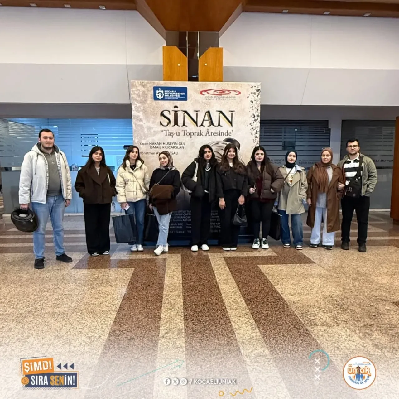 Kocaeli ÜniAK, Sinan Tiyatro Oyunu ile Sanatseverlerle Buluştu Kocaeli ÜniAK, Sinan Tiyatro Oyunu ile Sanatseverlerle Buluştu