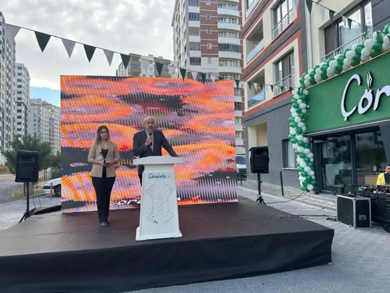 Kayseri Ticaret Odası Başkanı Gülsoy, Çörekotu Unlu Mamulleri'nin Yeni Şubesinin Açılışında Kayseri Ticaret Odası Başkanı Gülsoy, Çörekotu Unlu Mamulleri'nin Yeni Şubesinin Açılışında