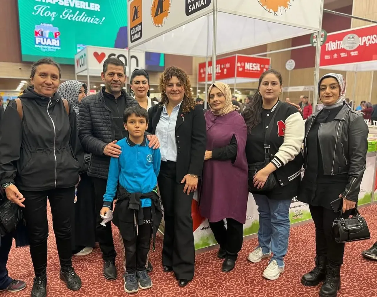 Bahçelievler'de 4. Ulusal Kitap Fuarı Açıldı Bahçelievler'de 4. Ulusal Kitap Fuarı Açıldı