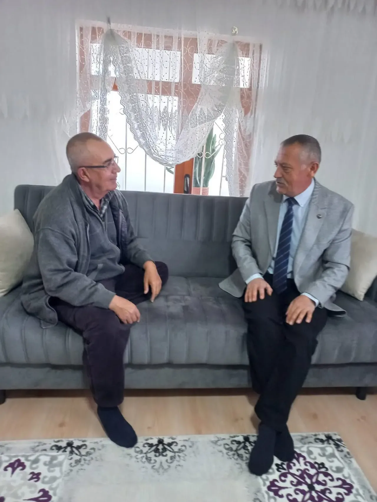 MHP Evren İlçe Teşkilatından Hemşehrileri Ziyaret MHP Evren İlçe Teşkilatından Hemşehrileri Ziyaret