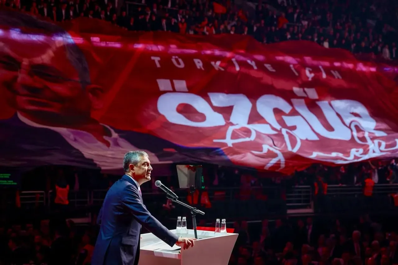 CHP'den "Halkın İktidar Yürüyüşü" Vurgusu: Şimdi İktidar Zamanı CHP'den "Halkın İktidar Yürüyüşü" Vurgusu: Şimdi İktidar Zamanı